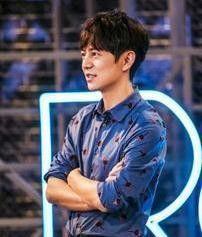 何炅娱乐圈爆料,揭秘明星幕后故事